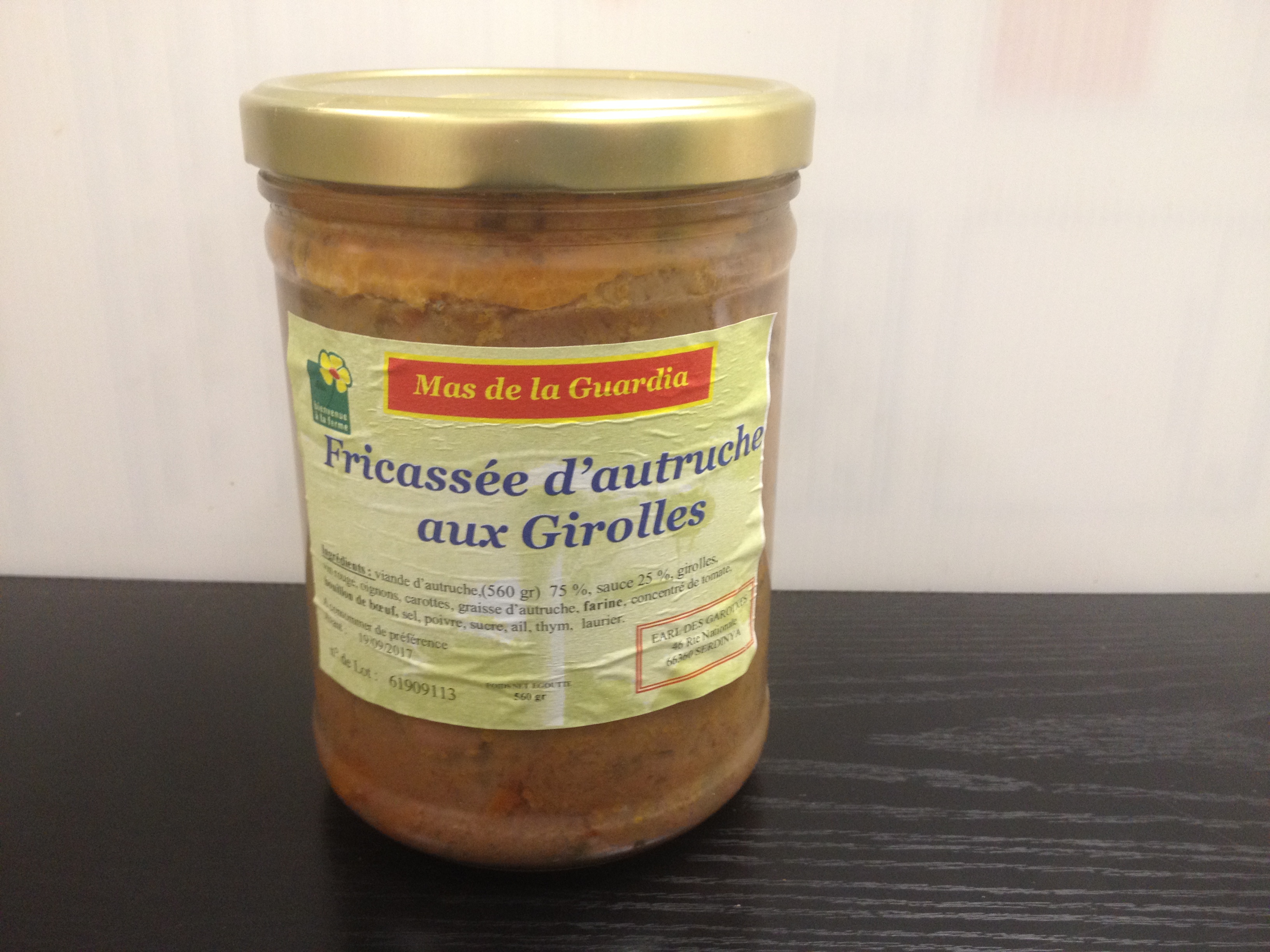 Fricassée d'autruche aux girolles