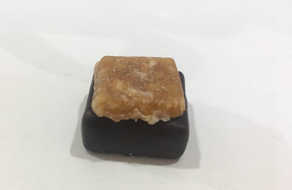 Praline Noir Nougatine