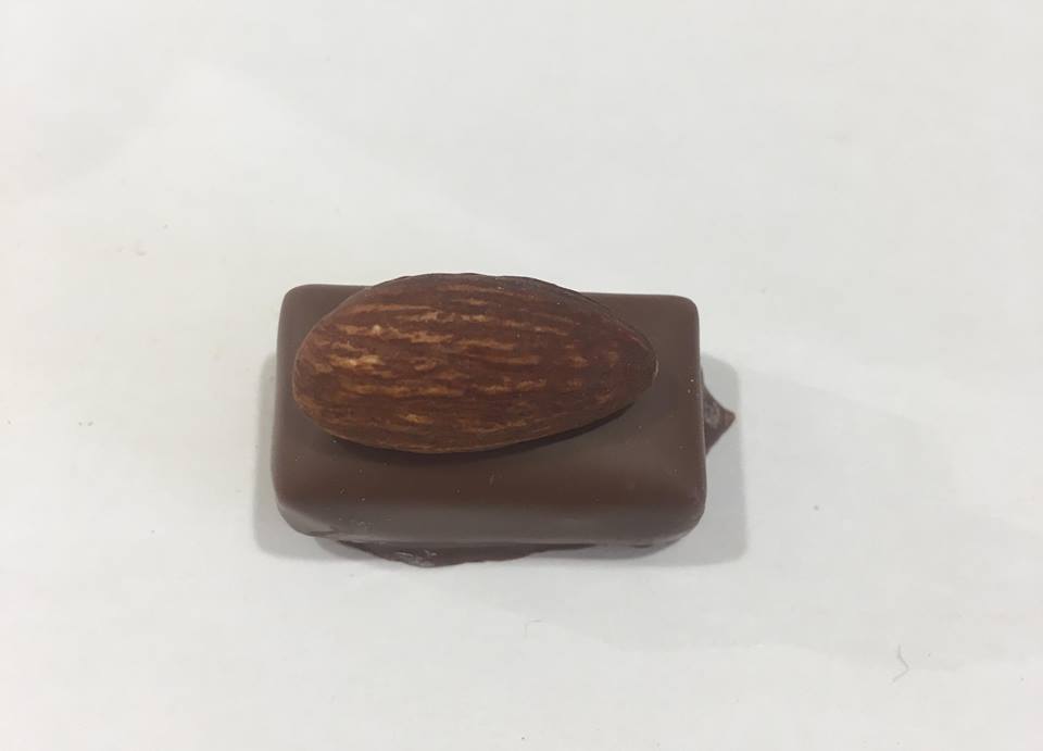 Praline Noir Amande