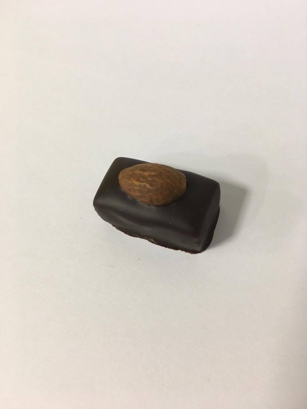 Praline Noir Amande