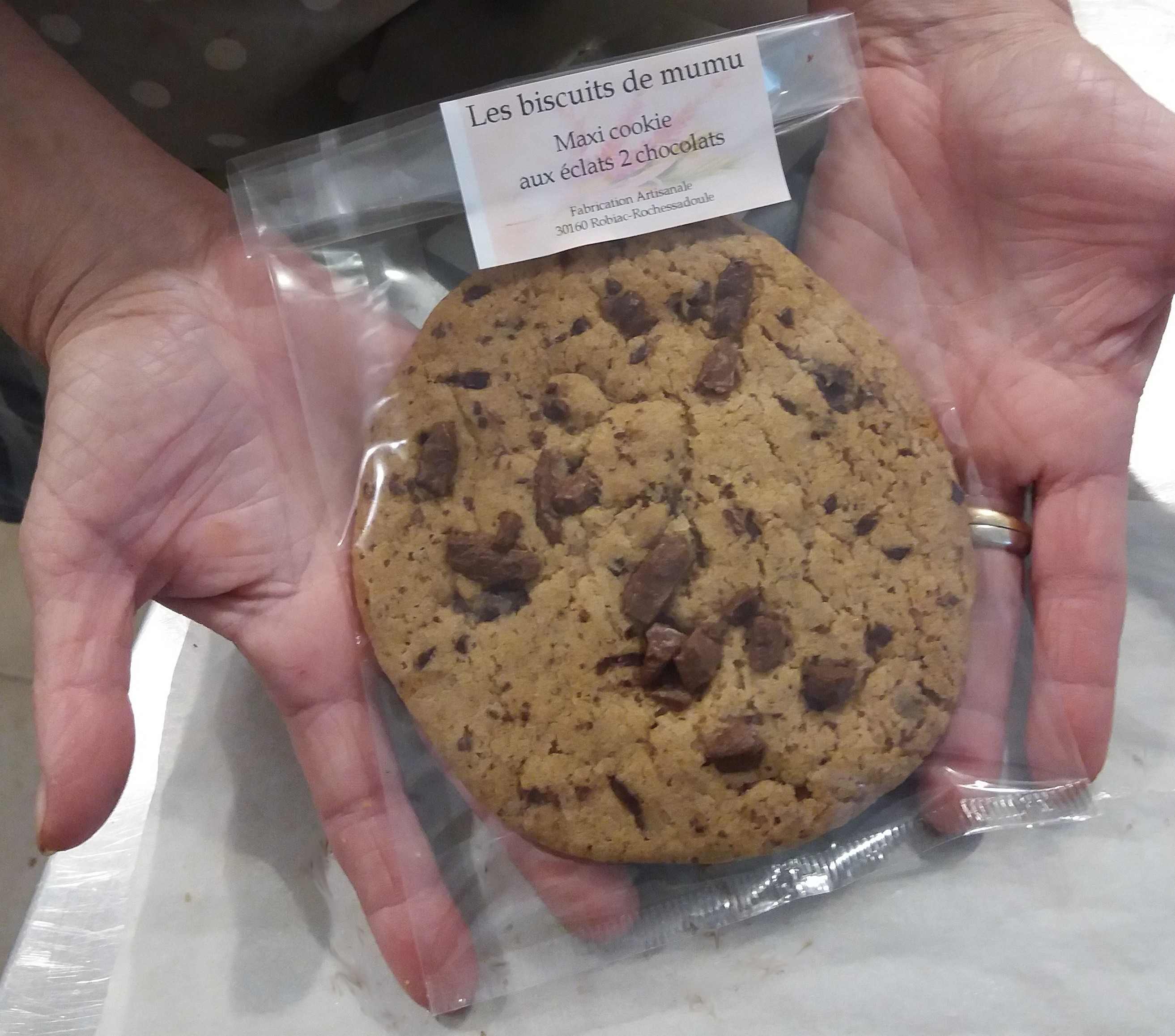 maxi cookie aux éclats de chocolats