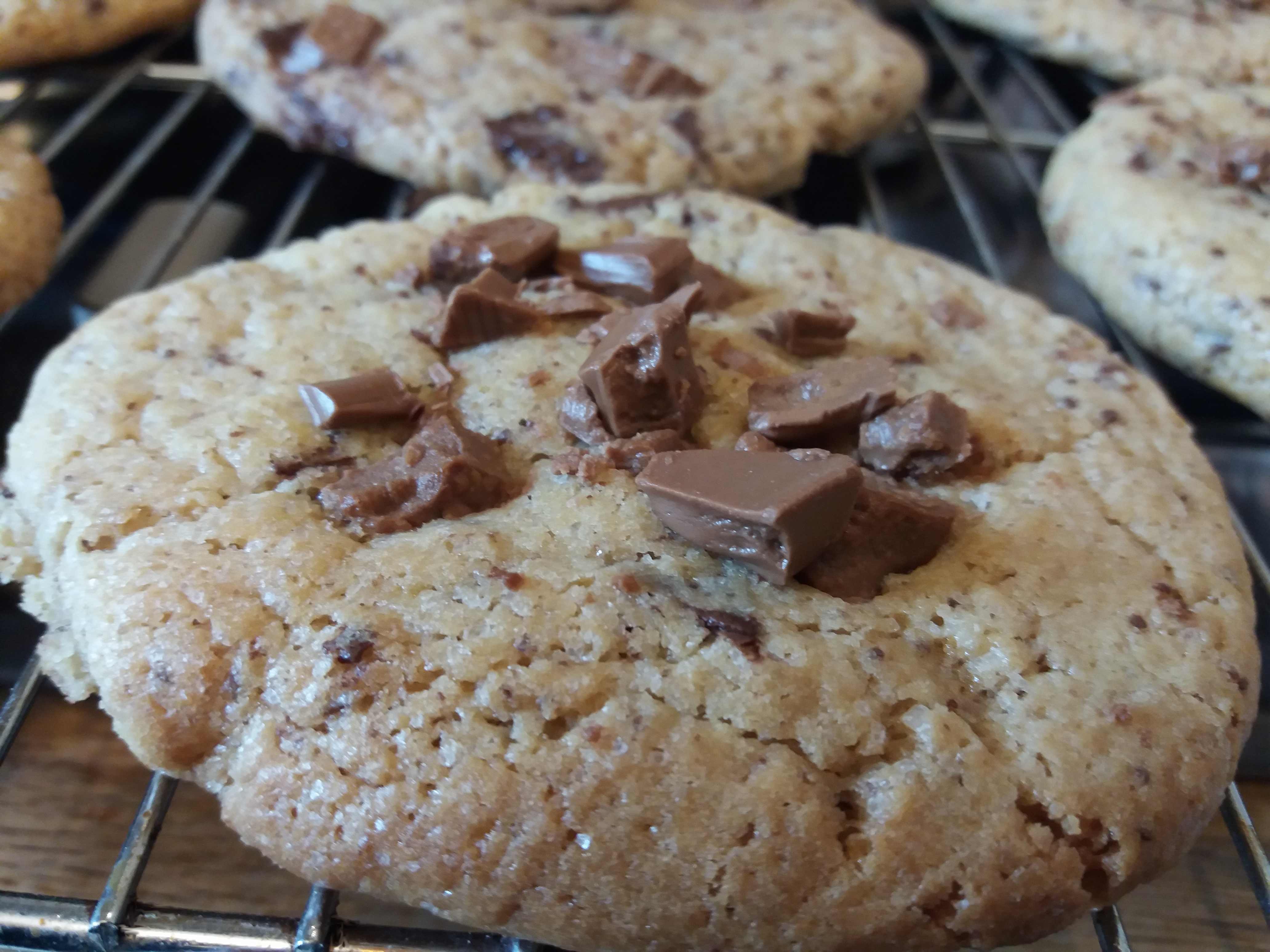 maxi cookie aux éclats de chocolats