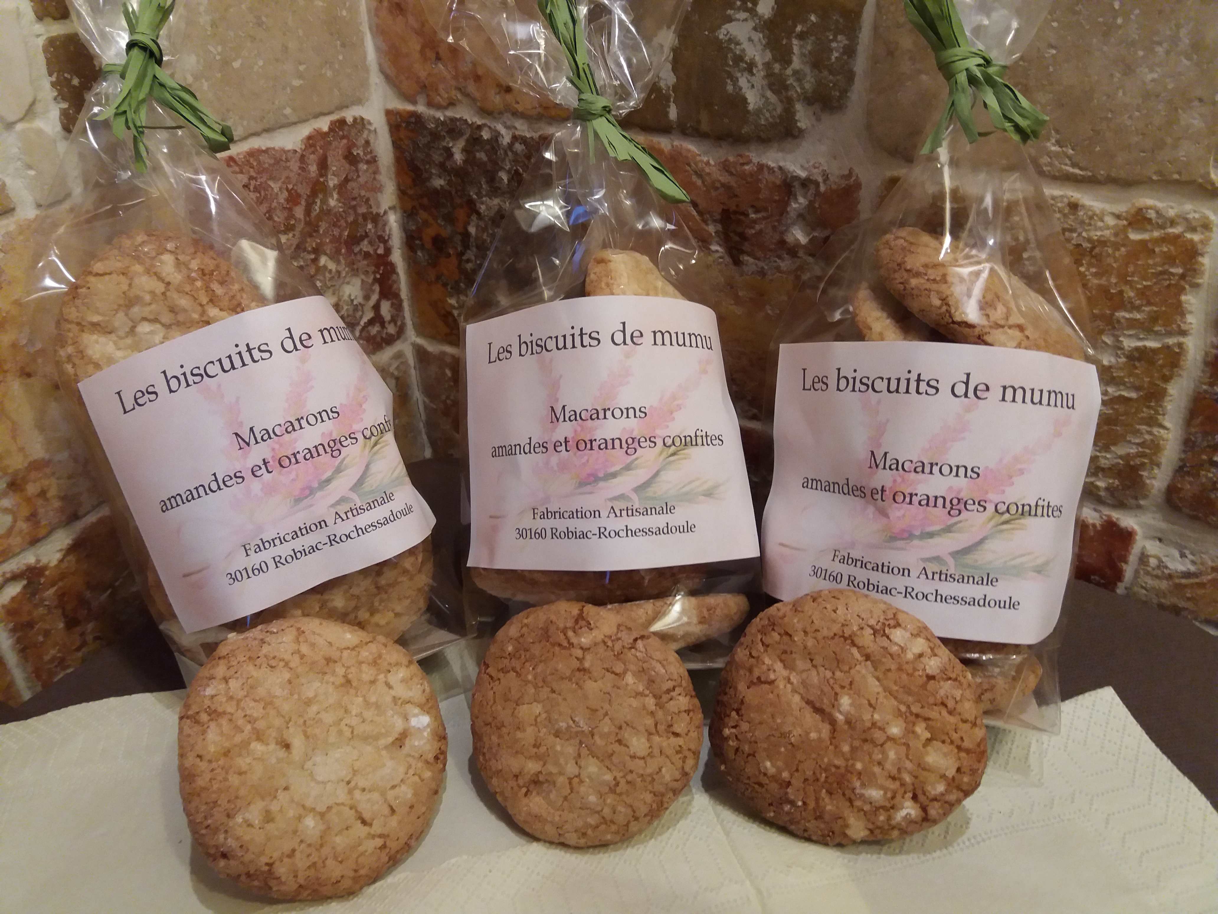 Macarons d'antan aux amandes et oranges confites