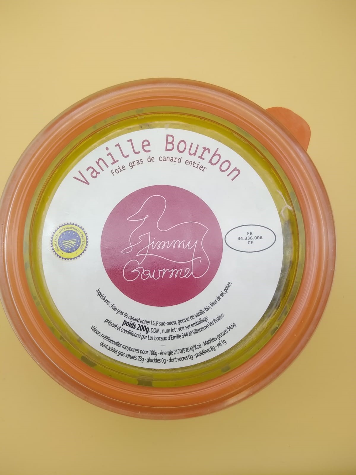 Foie gras de canard entier a la vanille bourbon de Madagascar