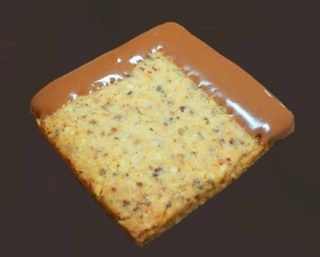 Carre a la noisette et chocolat au lait