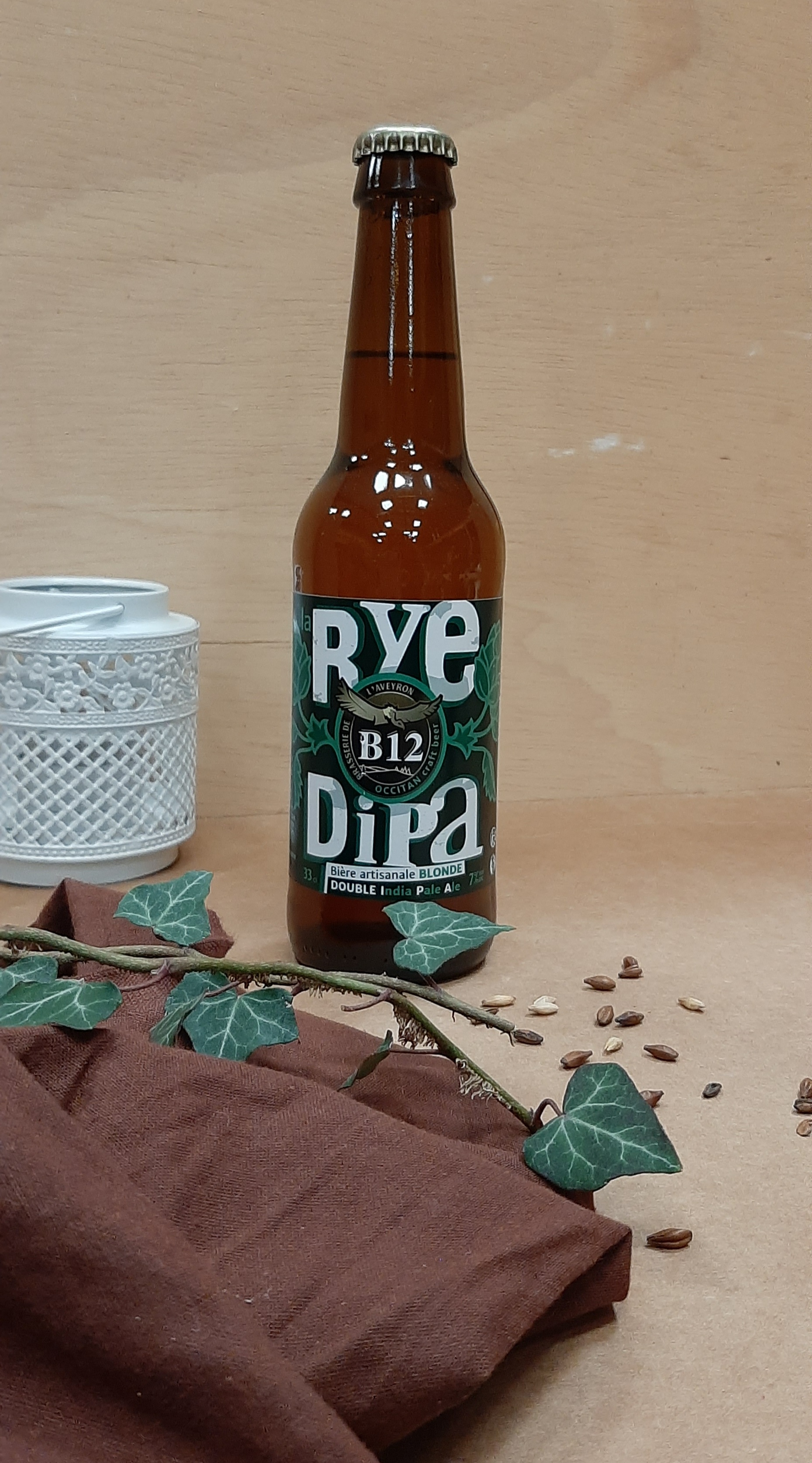 B12 DIPA