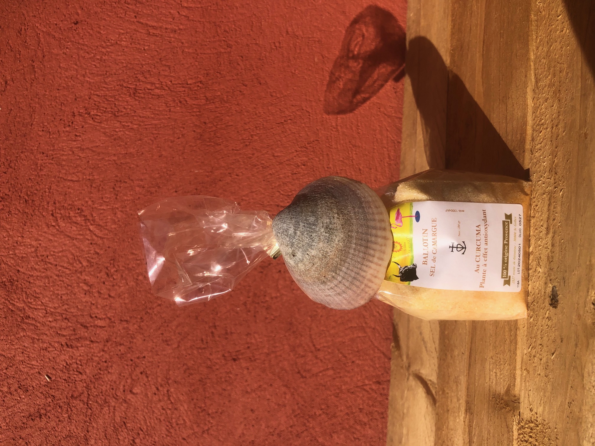 BALLOTIN SEL DE CAMARGUE AVEC COQUILLAGE AU CURCUMA