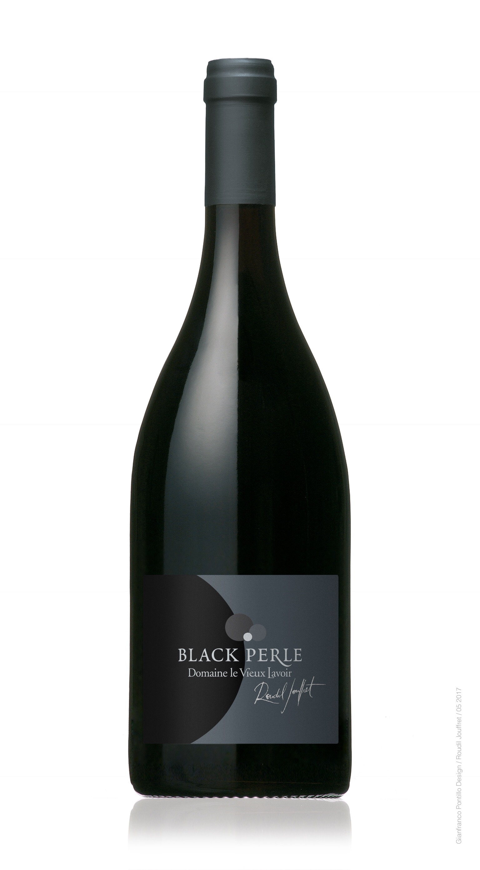 BLACK PERLE
